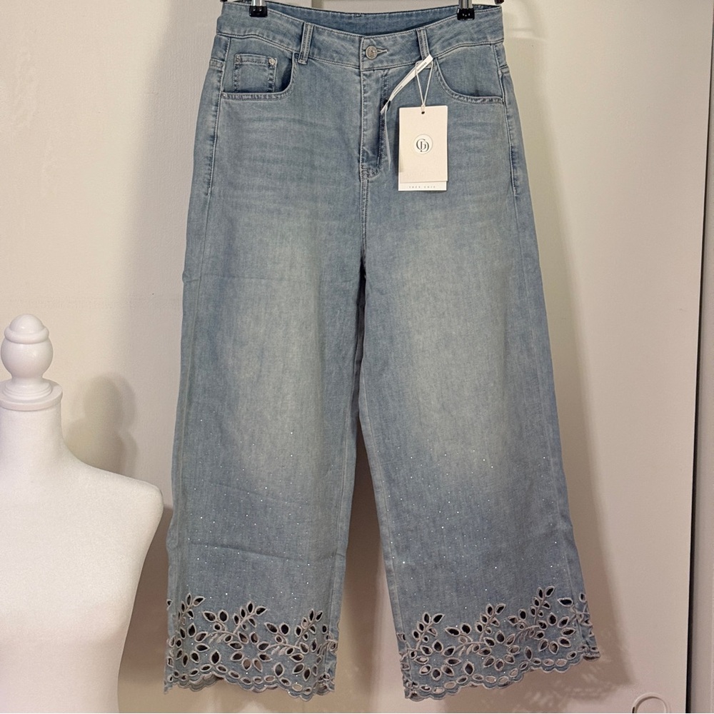Light Blue Soft Women’s Cropped Jeans with Embroidered Eyelet Hem & Crystals